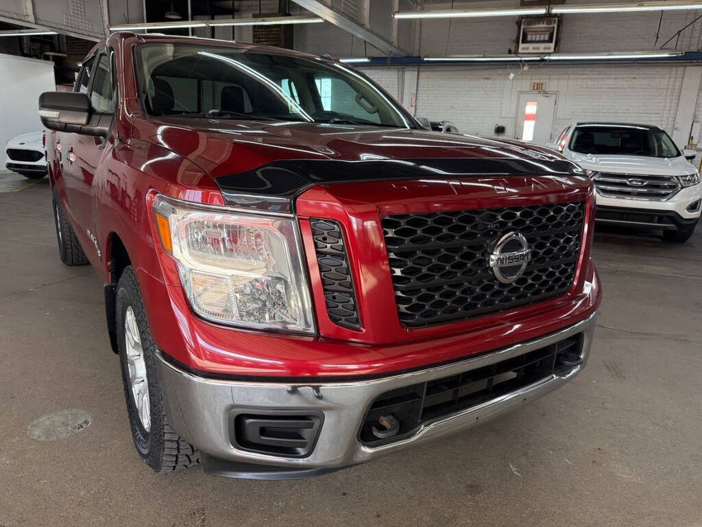 2019 Nissan Titan SV