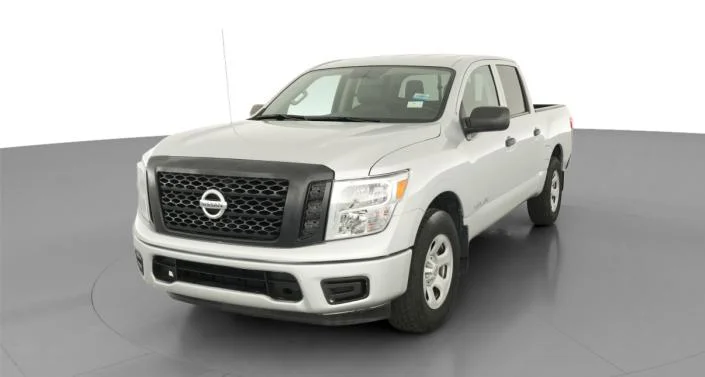 2018 Nissan Titan Crew Cab SV