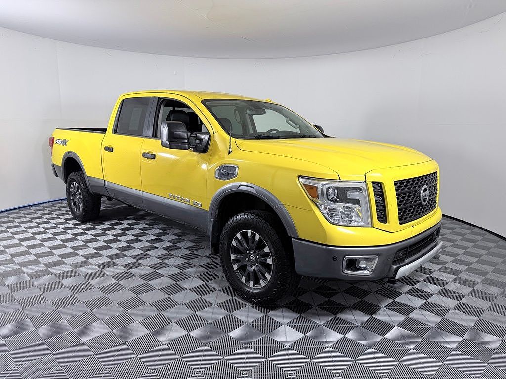 2018 Nissan Titan XD SV