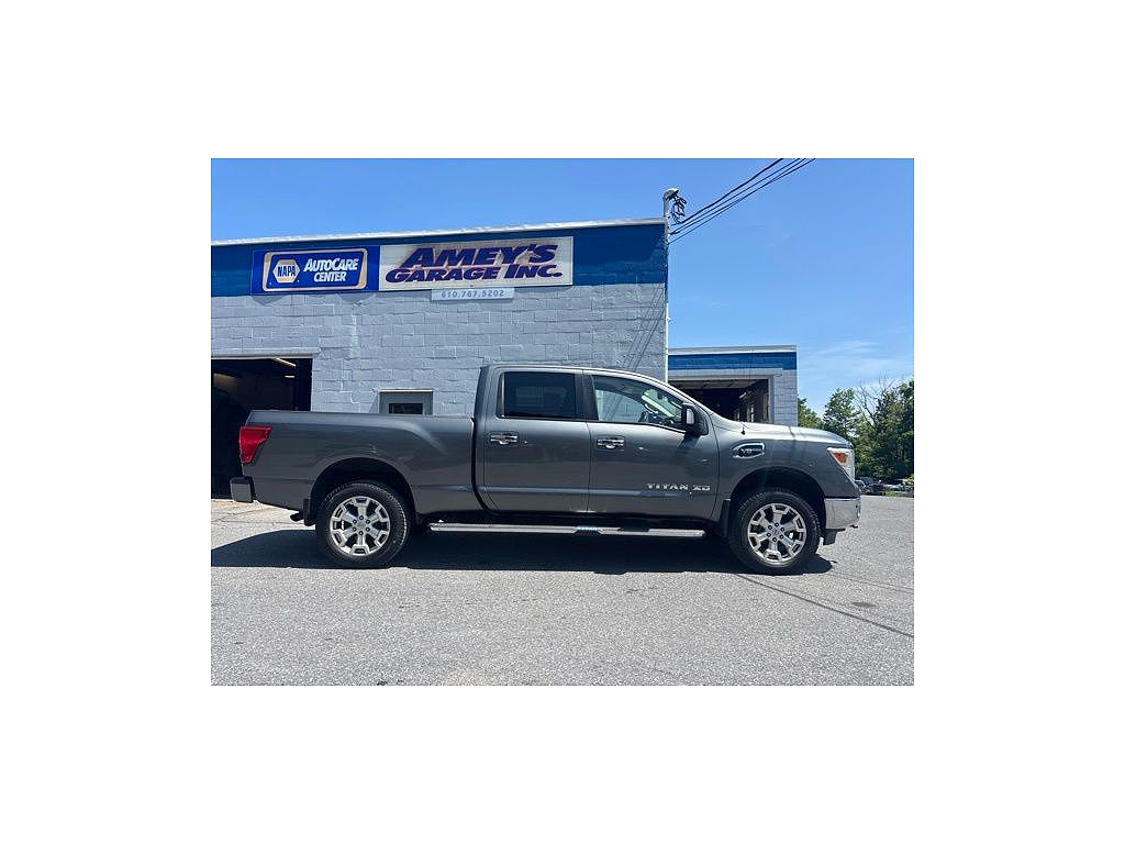 2017 Nissan Titan XD SL