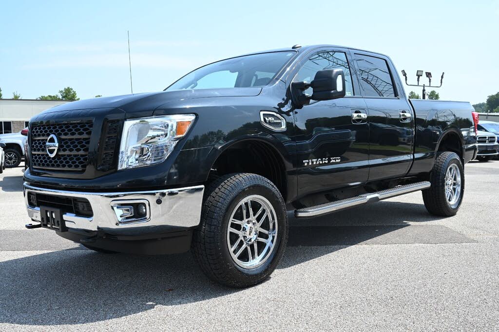 2019 Nissan Titan XD SV