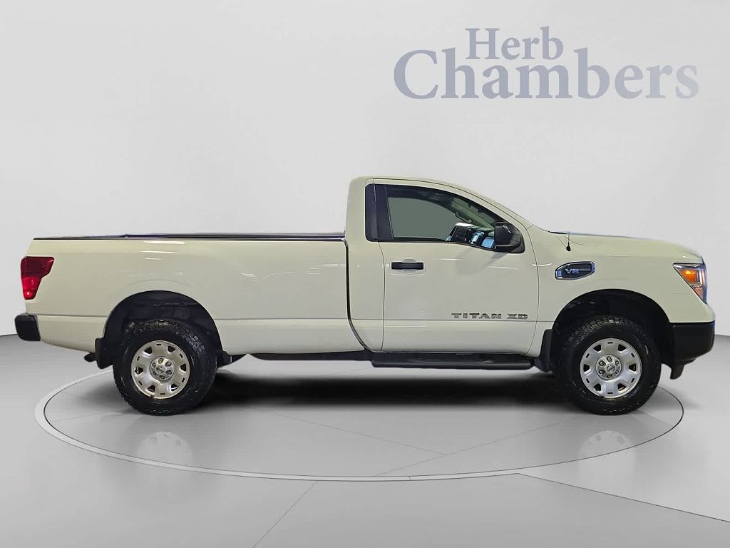 2018 Nissan Titan XD SV