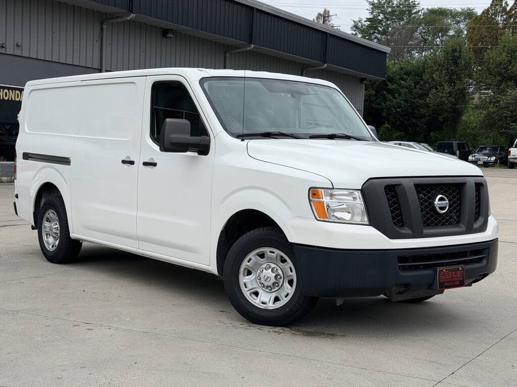 2012 Nissan NV 2500 S