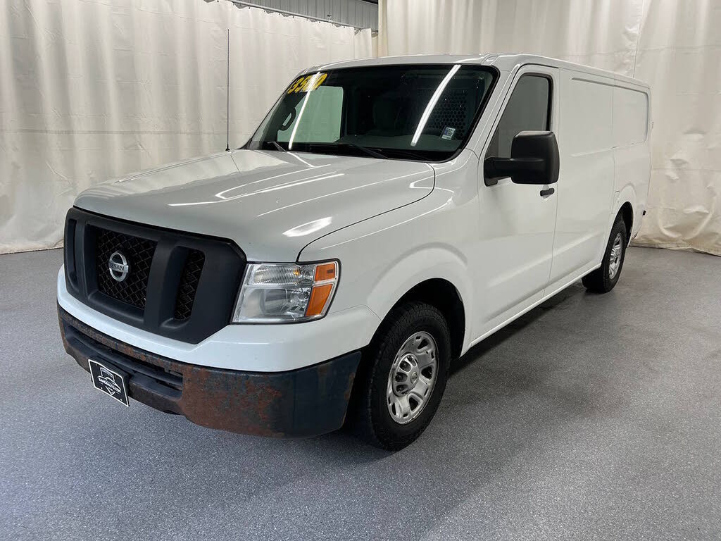 2013 Nissan NV 2500 S