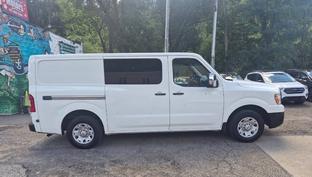 2016 Nissan NV 2500 SL