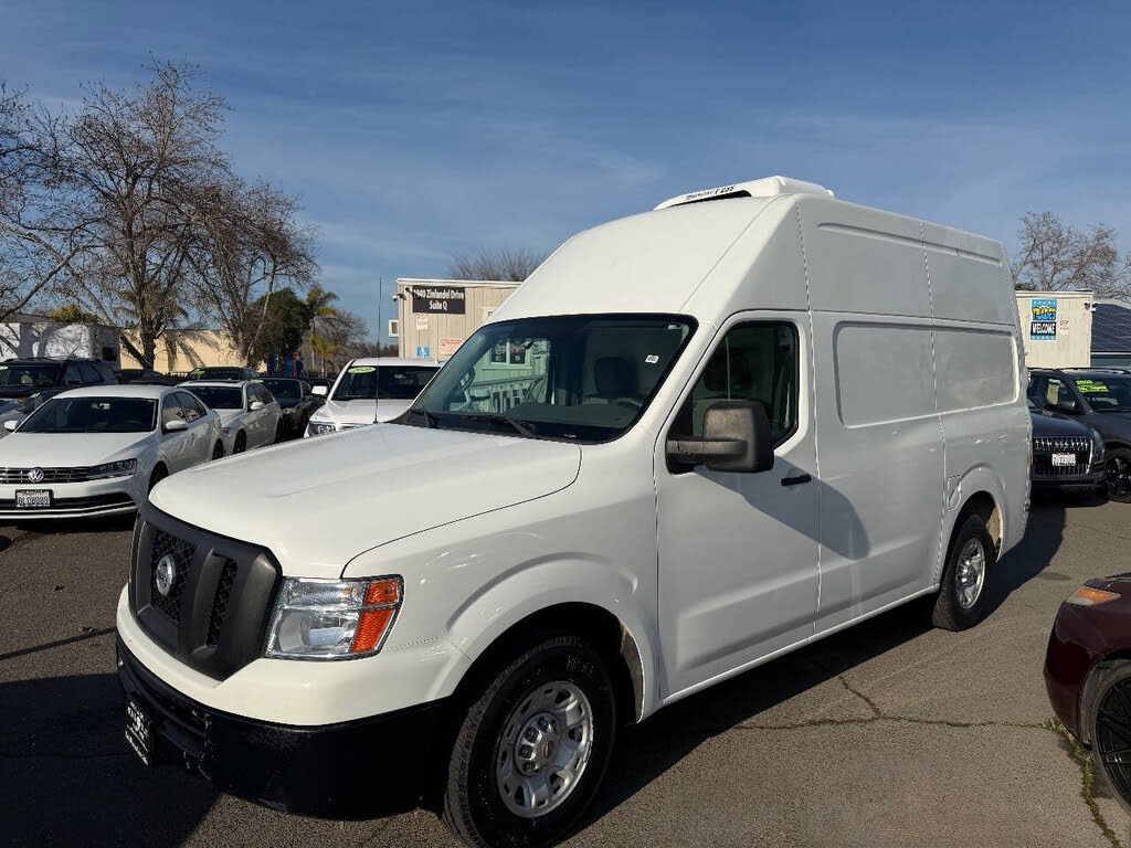 2013 Nissan NV 2500 S