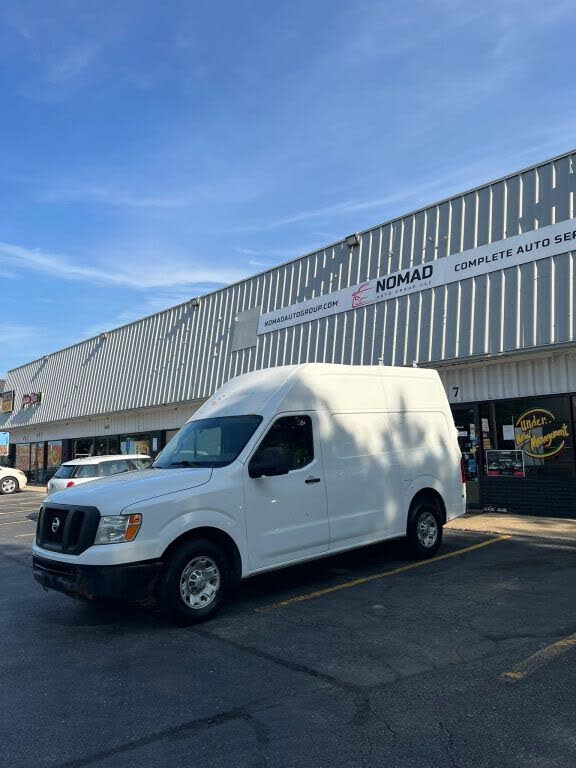 2013 Nissan NV 2500 S