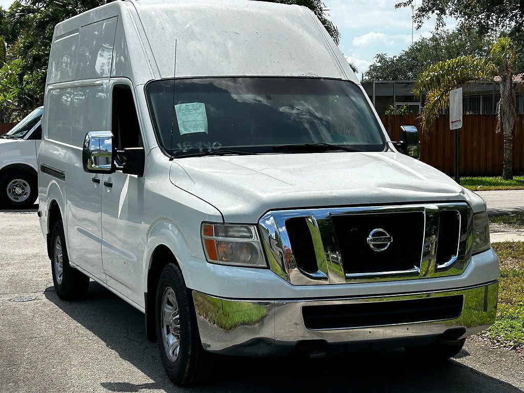 2013 Nissan NV 2500 S