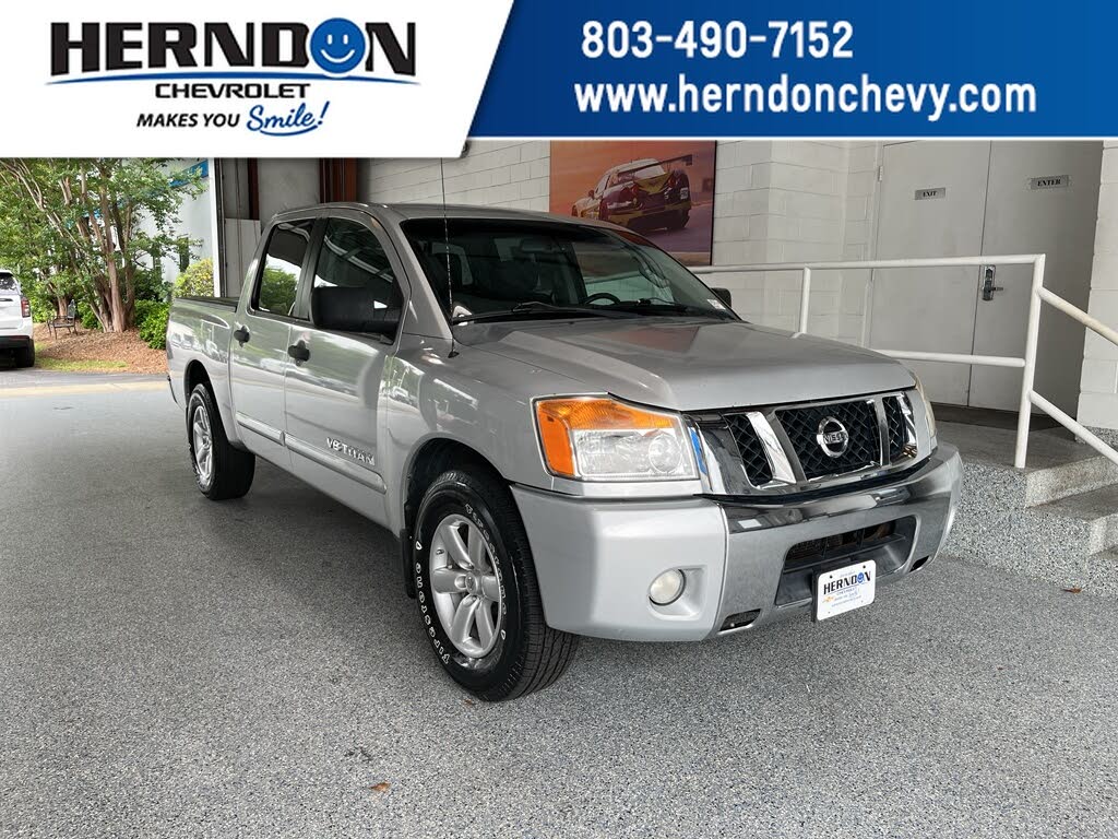 2012 Nissan Titan SV