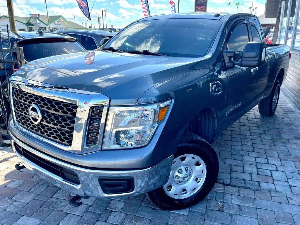 2017 Nissan Titan XD SV