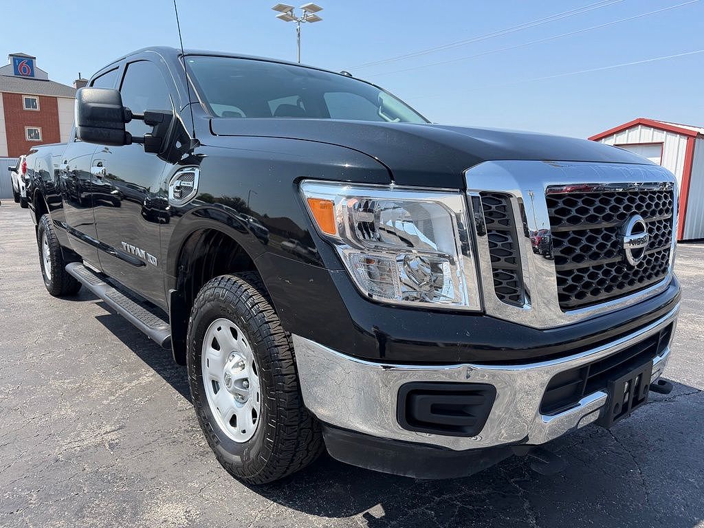 2017 Nissan Titan XD S