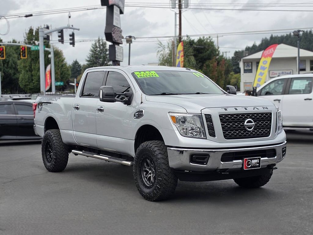 2019 Nissan Titan XD SV