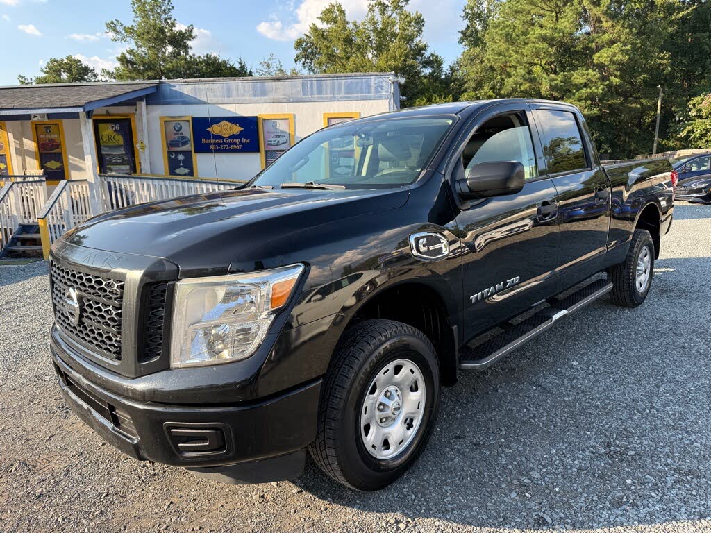 2017 Nissan Titan XD SV