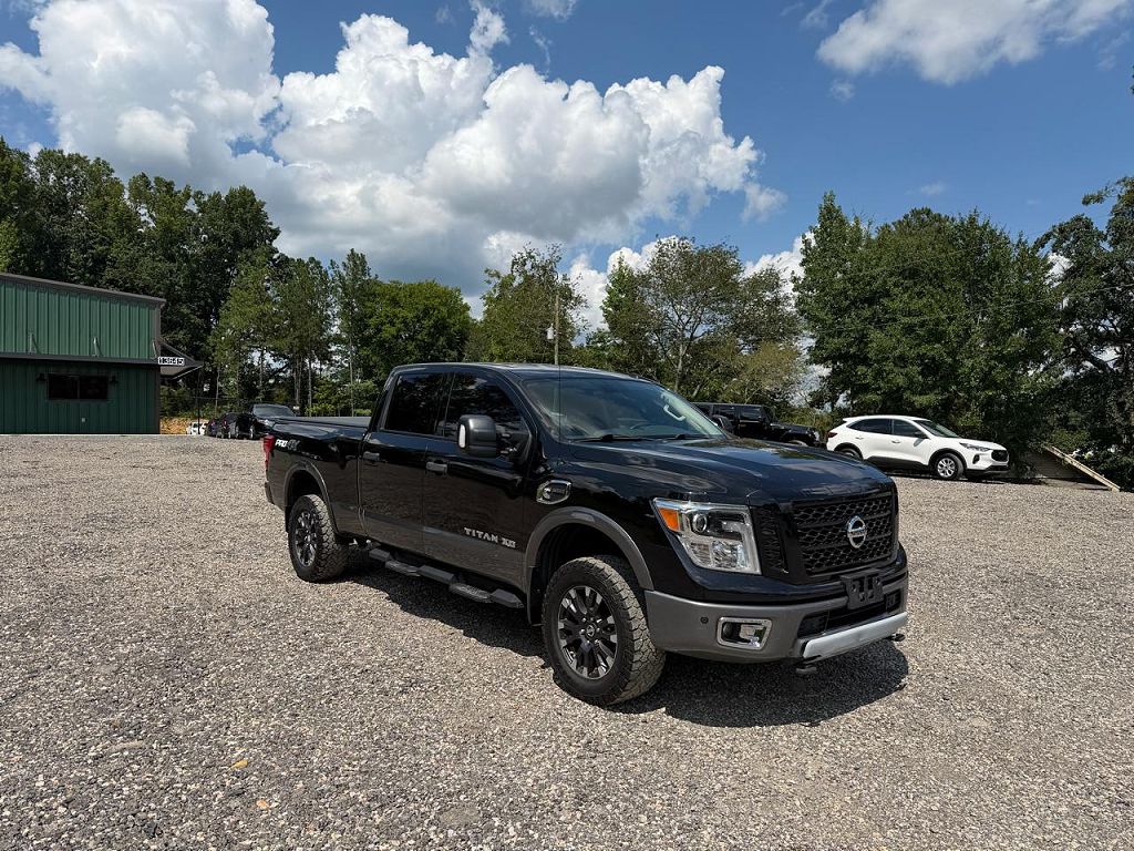 2017 Nissan Titan XD SV