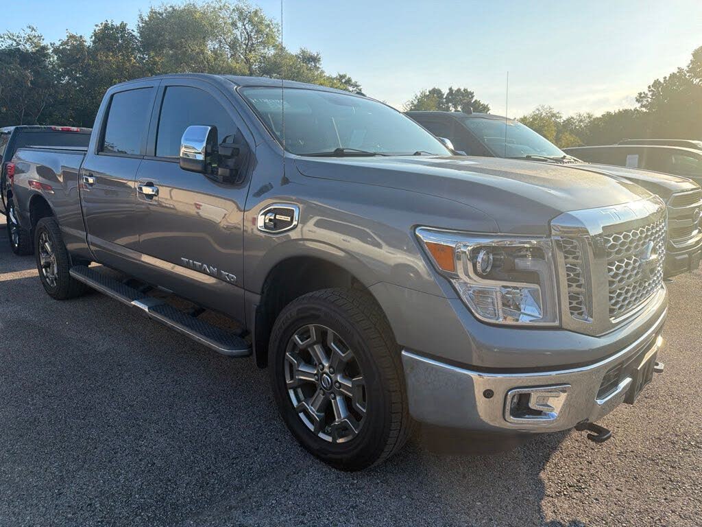 2019 Nissan Titan XD SL
