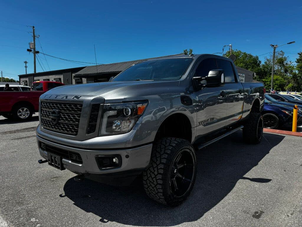 2018 Nissan Titan XD SL