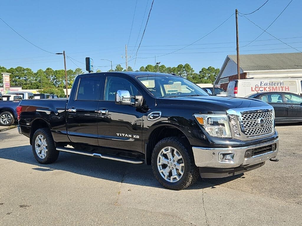 2016 Nissan Titan XD SL