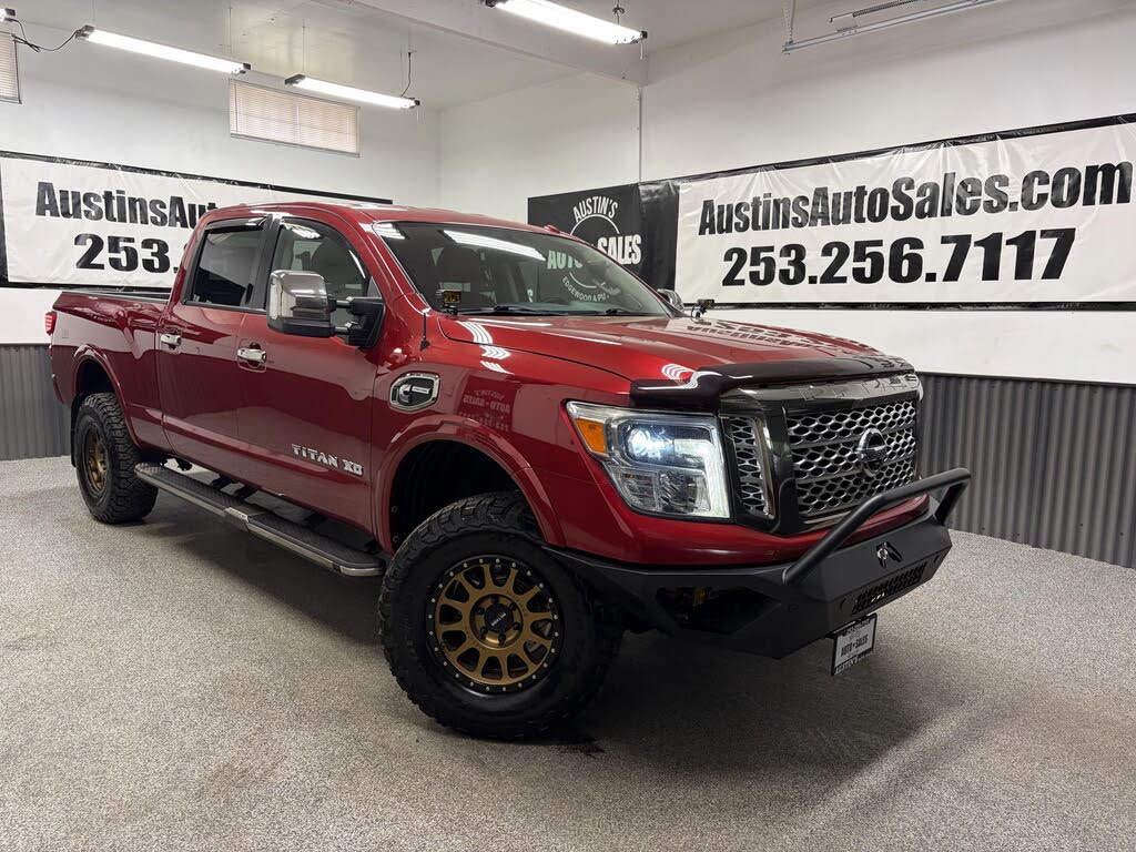 2017 Nissan Titan XD SV