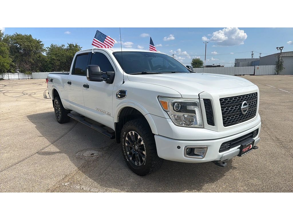 2017 Nissan Titan XD SV