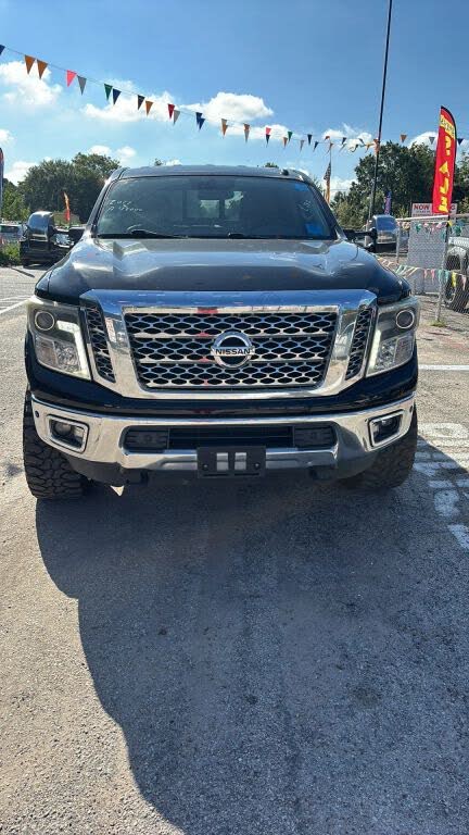 2017 Nissan Titan XD SV