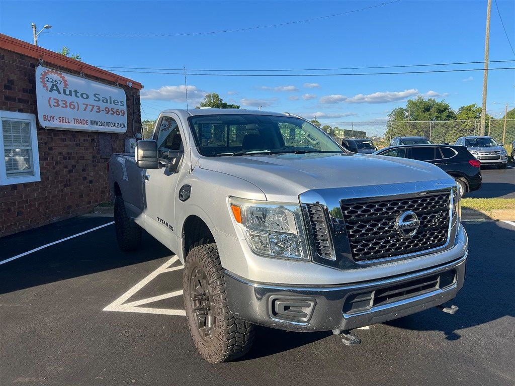 2017 Nissan Titan XD SV