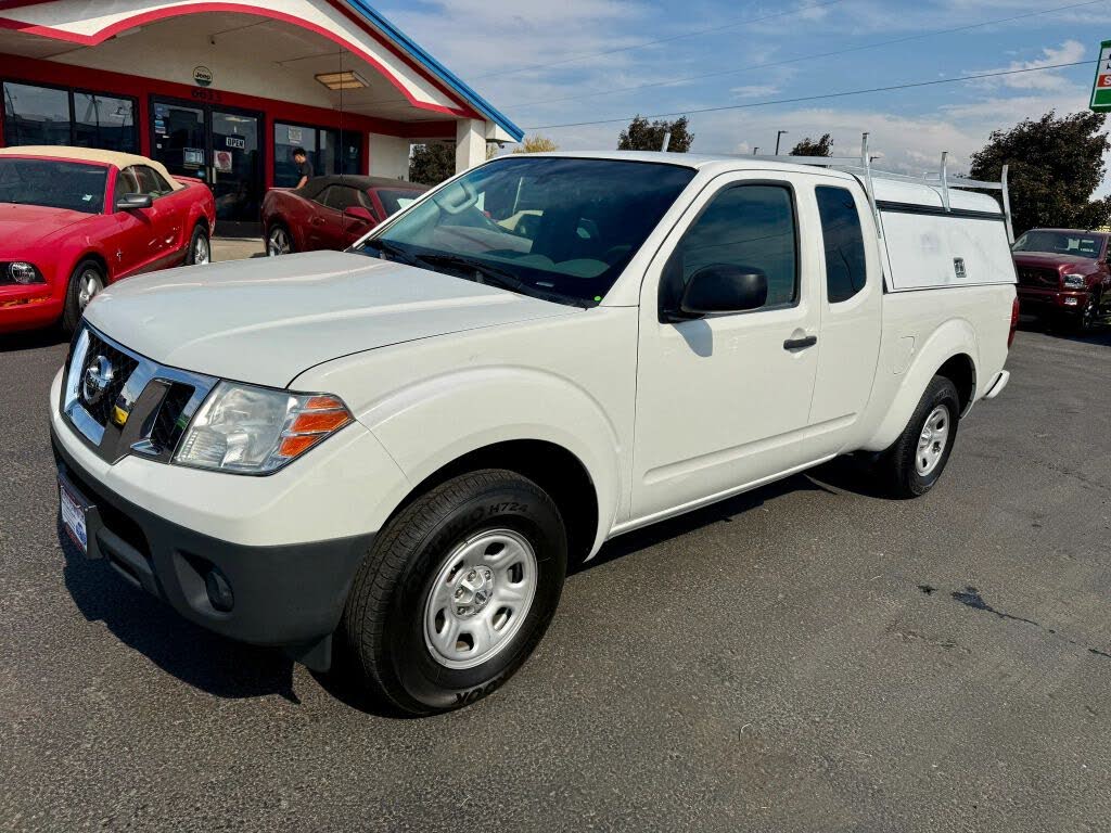 2017 Nissan Frontier SV