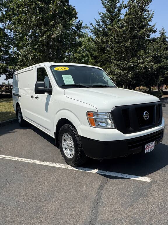 2016 Nissan NV 2500 SL