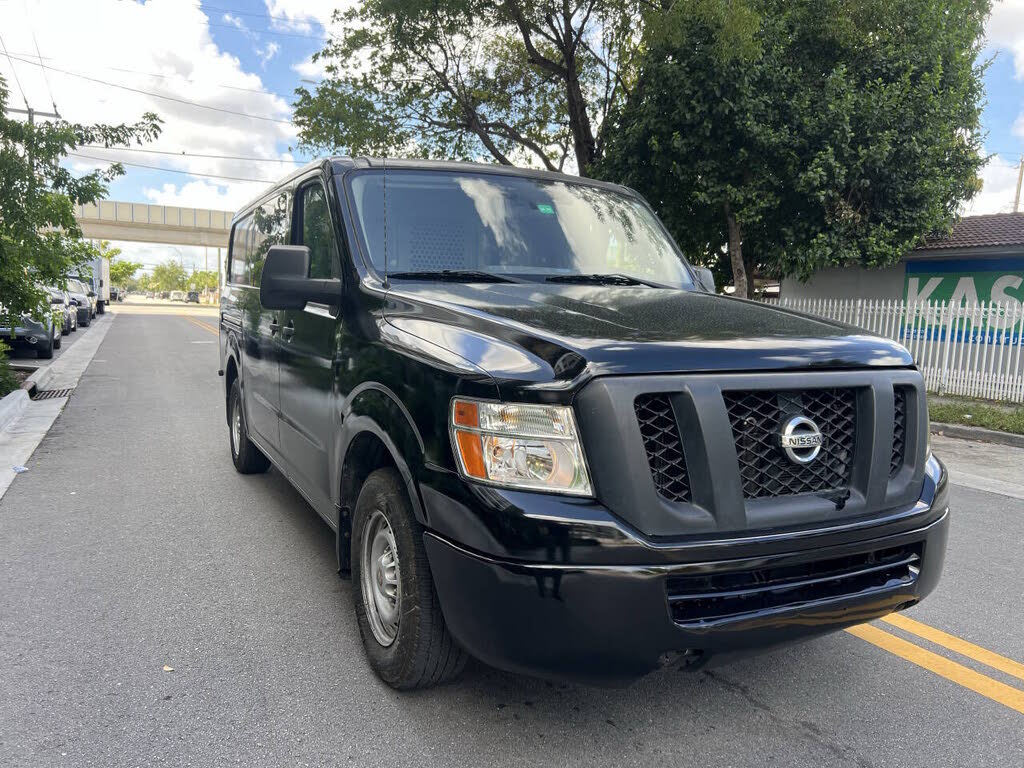 2014 Nissan NV 2500 SV