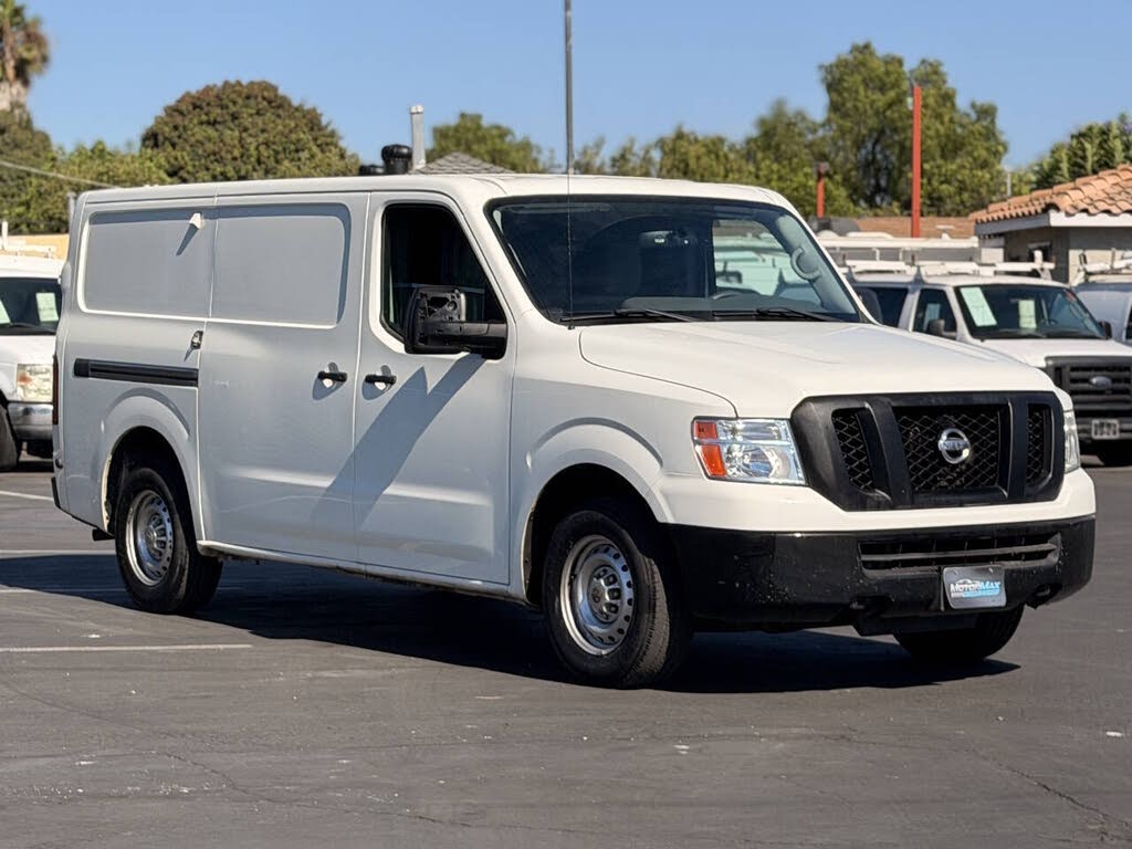 2017 Nissan NV 1500 SV