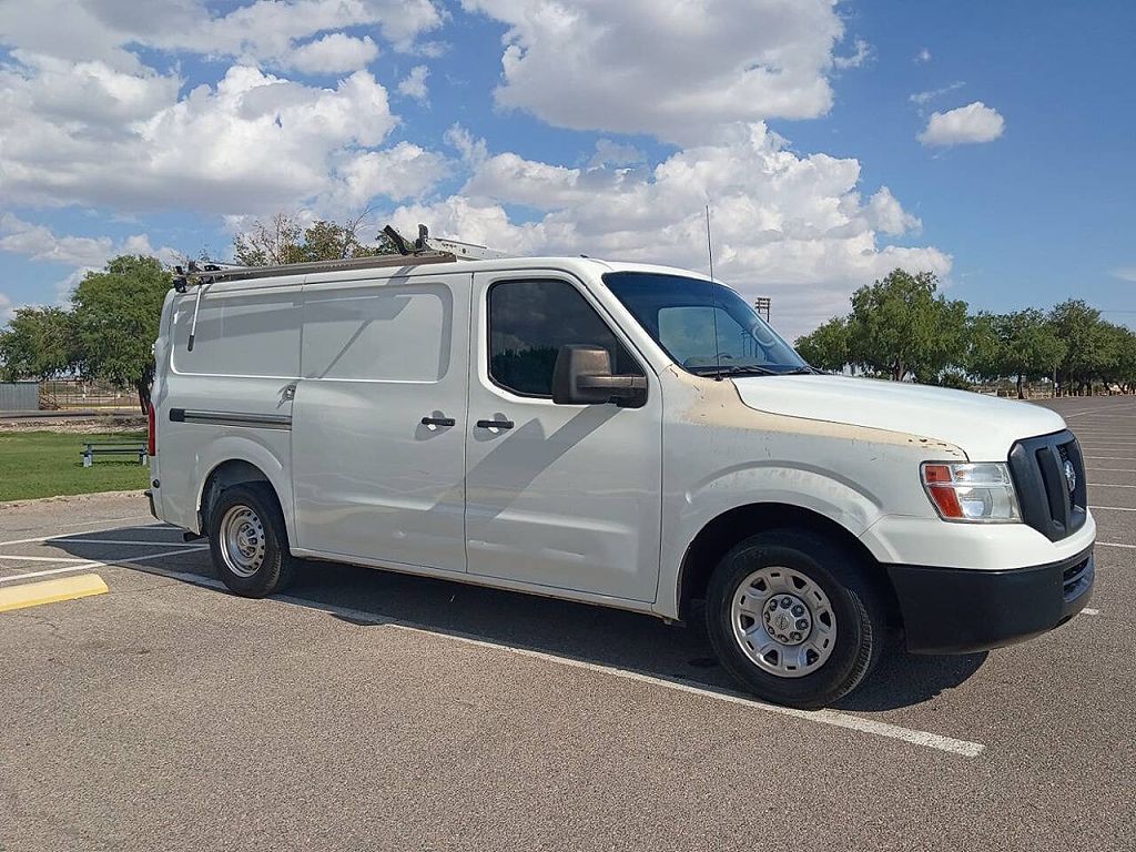 2016 Nissan NV 2500 SL
