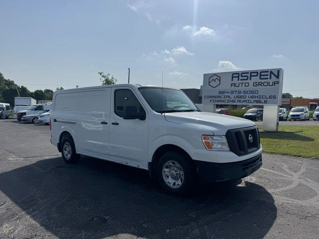 2016 Nissan NV 2500 SL
