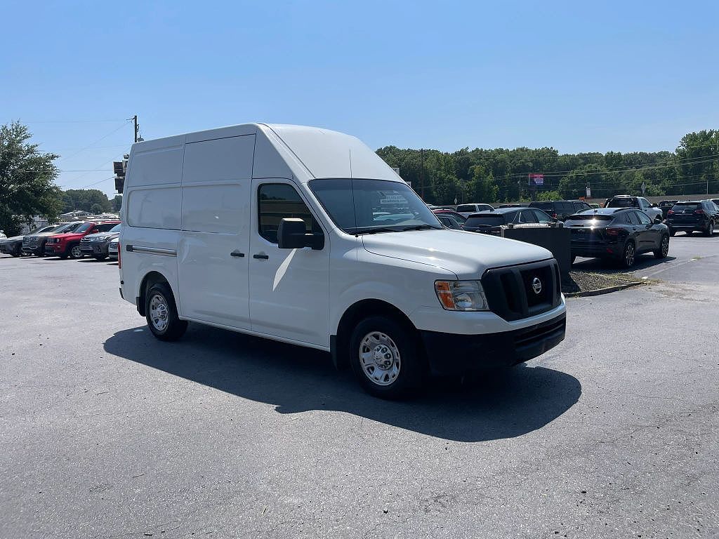 2013 Nissan NV 2500 S