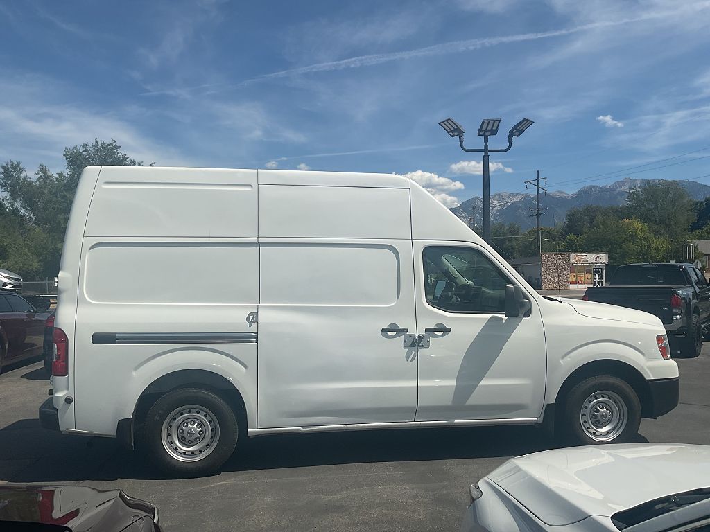2019 Nissan NV 2500 S