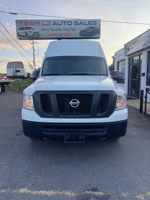 2021 Nissan NV 2500 SV