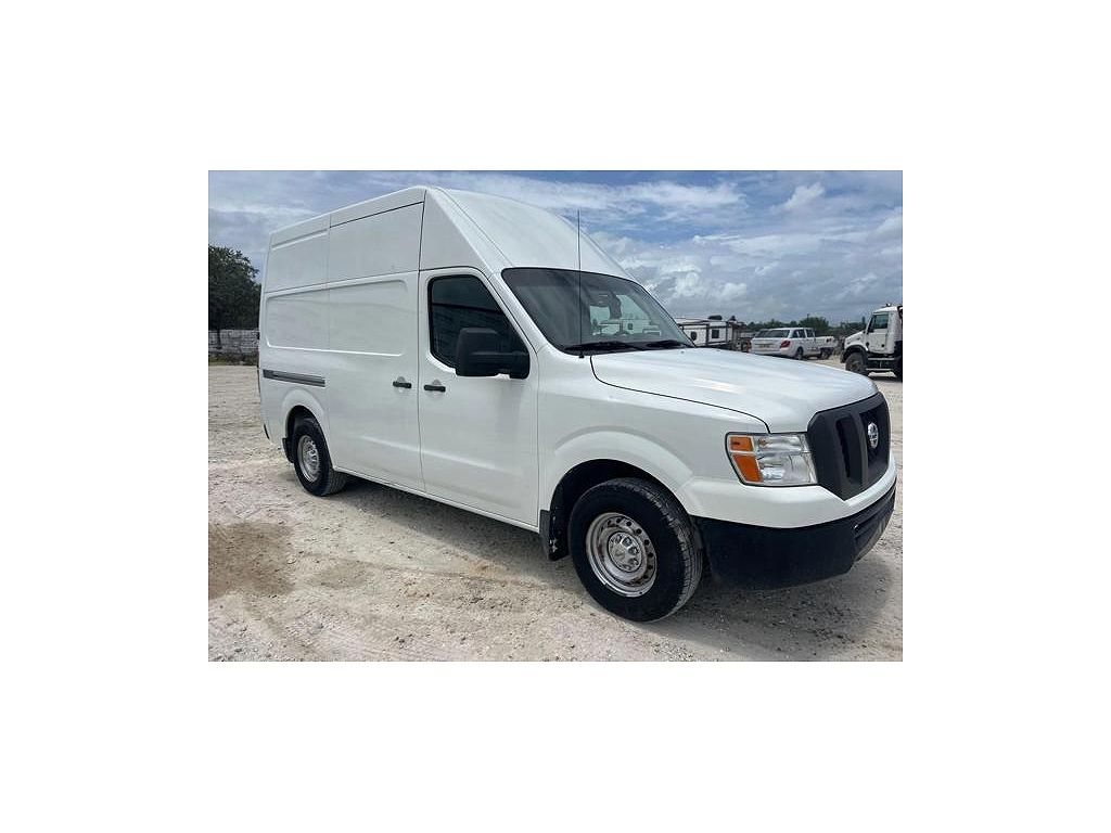 2017 Nissan NV 2500 SL