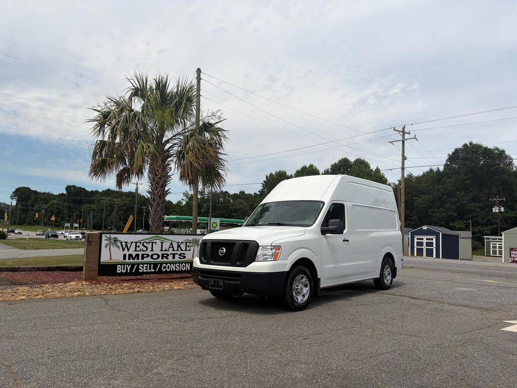 2021 Nissan NV 2500 SV