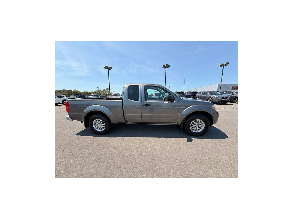 2021 Nissan Frontier SV