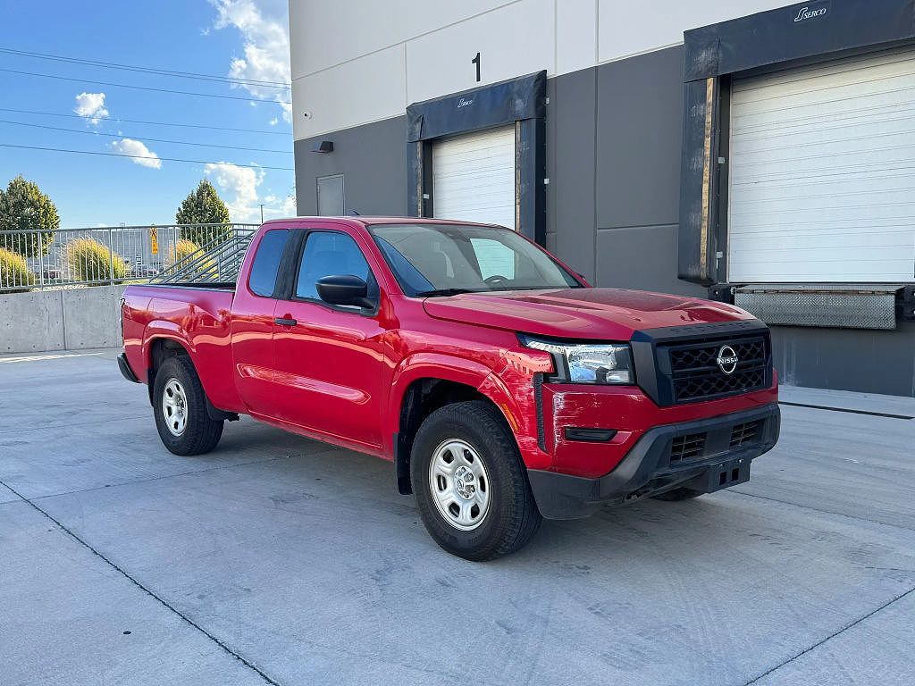 2022 Nissan Frontier SV