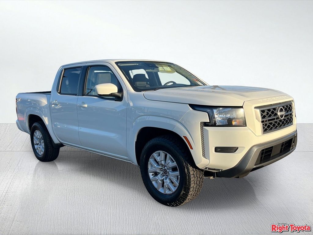 2022 Nissan Frontier SV