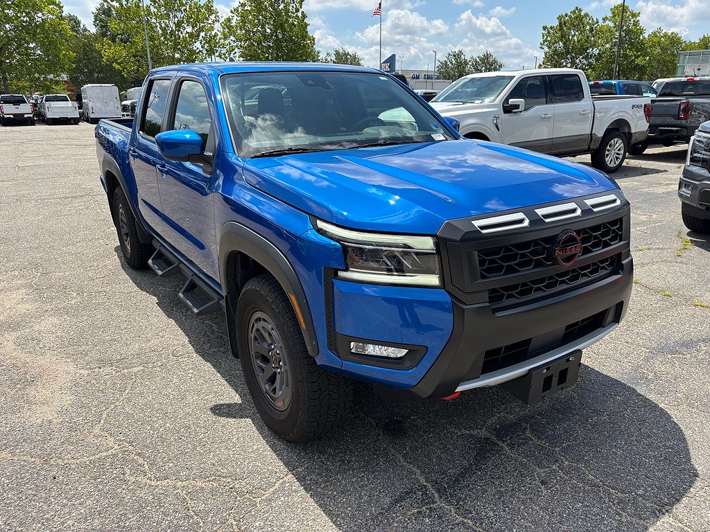 2025 Nissan Frontier