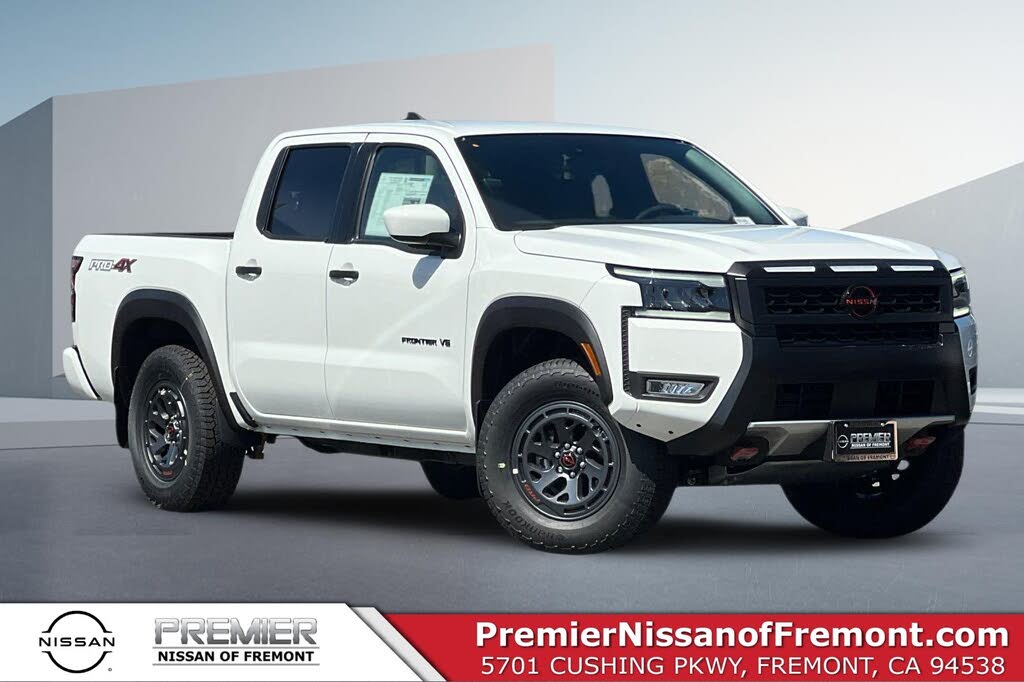 2027 Nissan Frontier SV