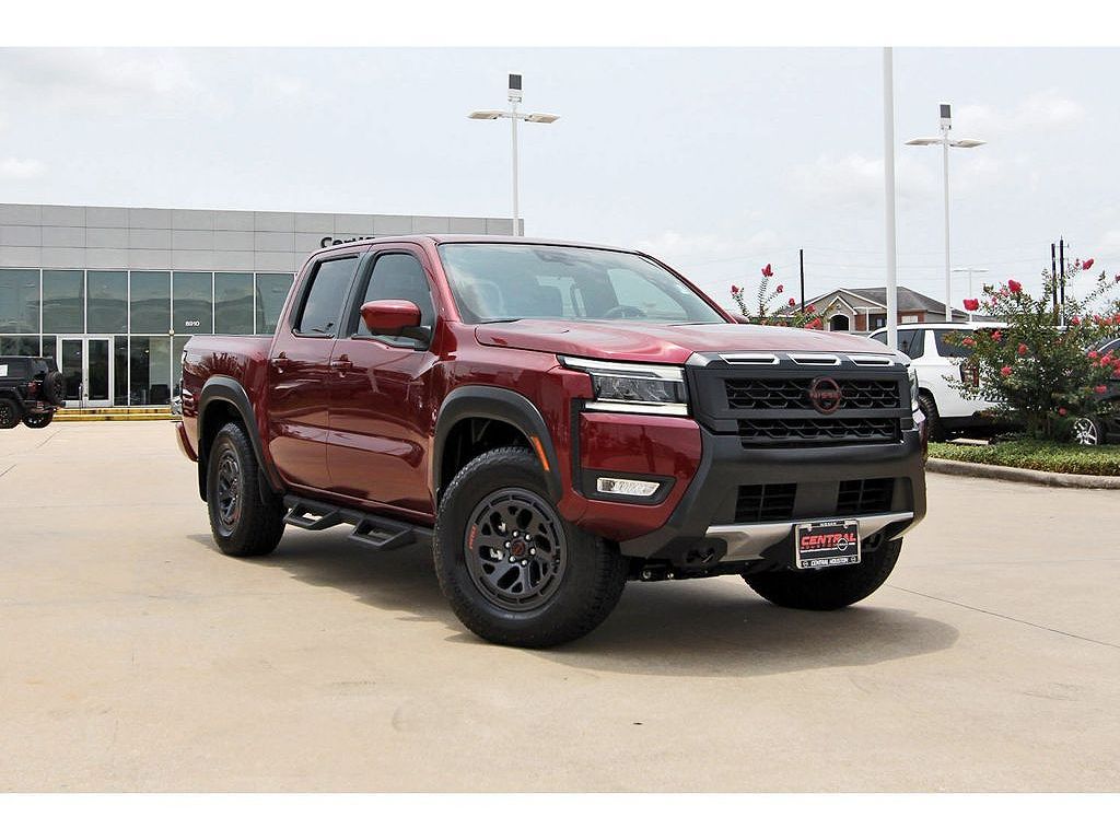 2025 Nissan Frontier