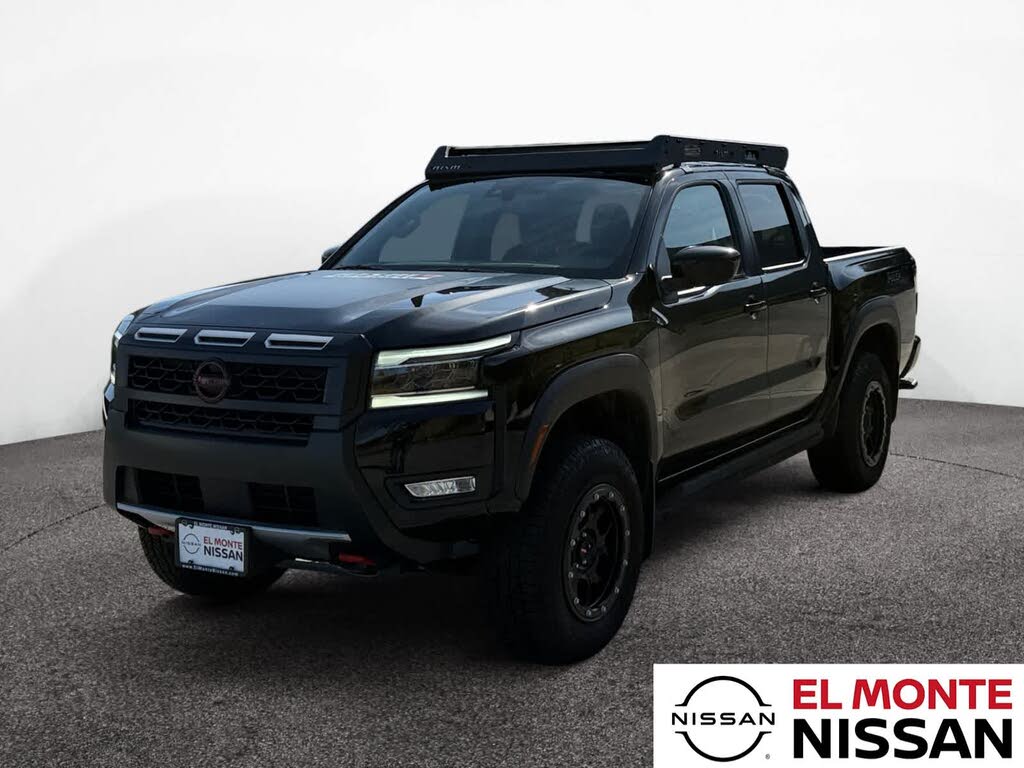 2025 Nissan Frontier SL