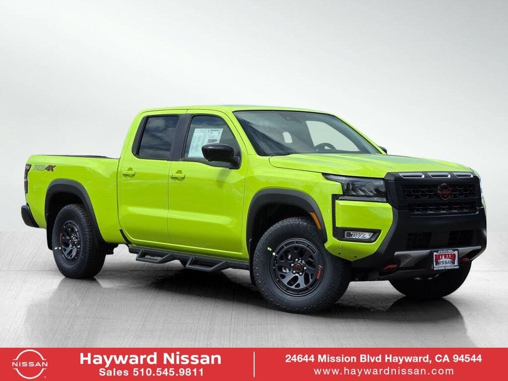 2026 Nissan Frontier SV