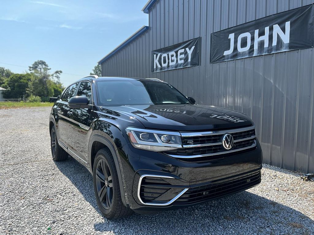2020 Volkswagen Atlas SE w/Technology R-Line