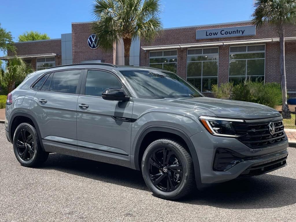 2026 Volkswagen Atlas Cross Sport SEL R-Line Black