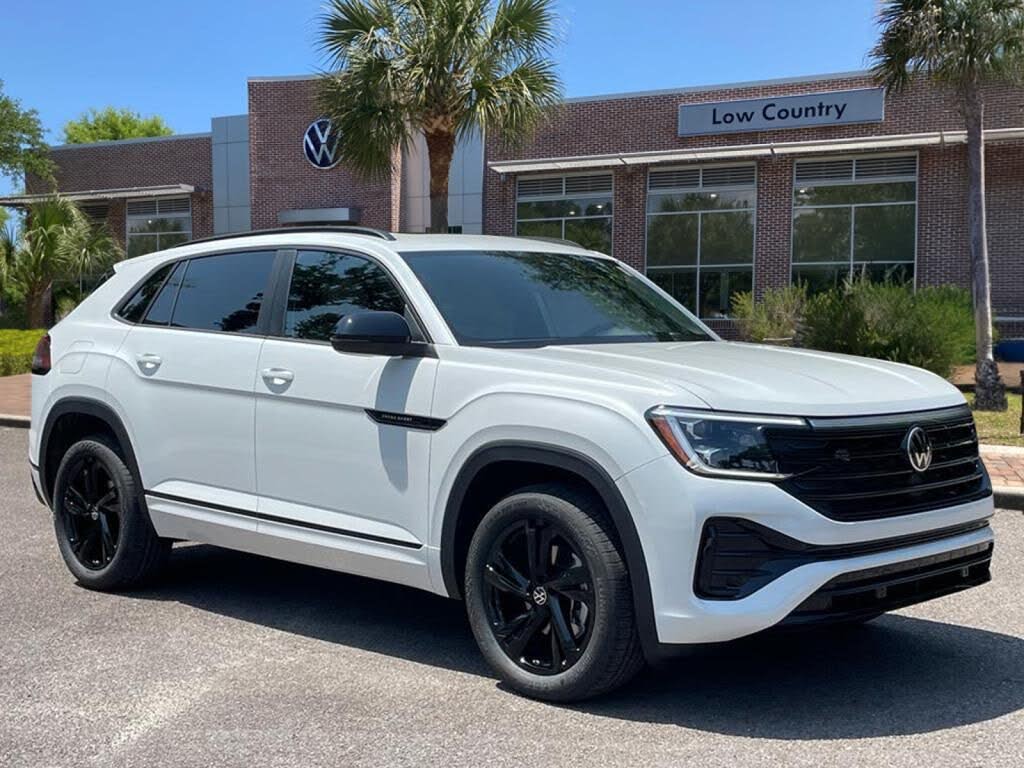 2026 Volkswagen Atlas Cross Sport SEL R-Line Black