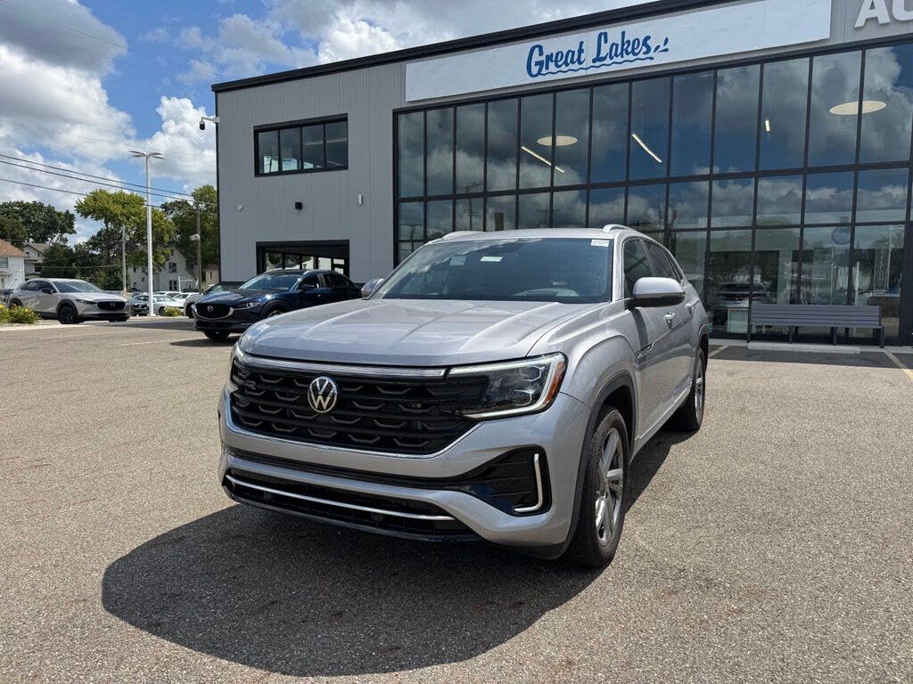 2024 Volkswagen Atlas Cross Sport SEL R-Line