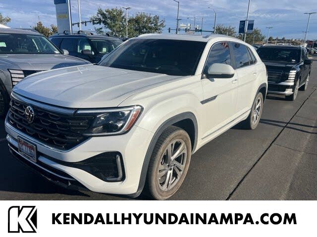 2024 Volkswagen Atlas Cross Sport SEL R-Line