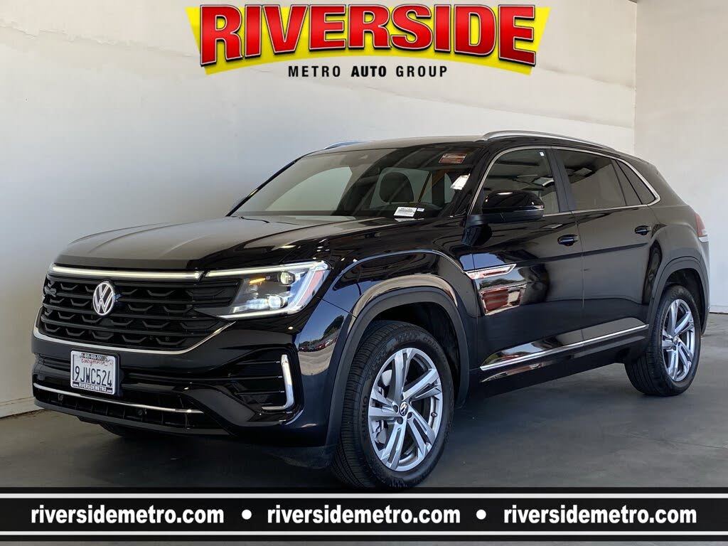 2024 Volkswagen Atlas Cross Sport SEL R-Line
